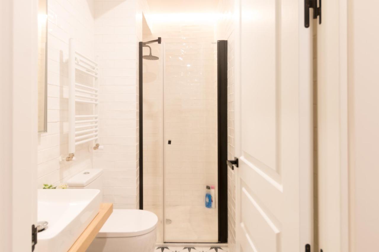 New Abando Ac By Staynnapartments Bilbao Dış mekan fotoğraf