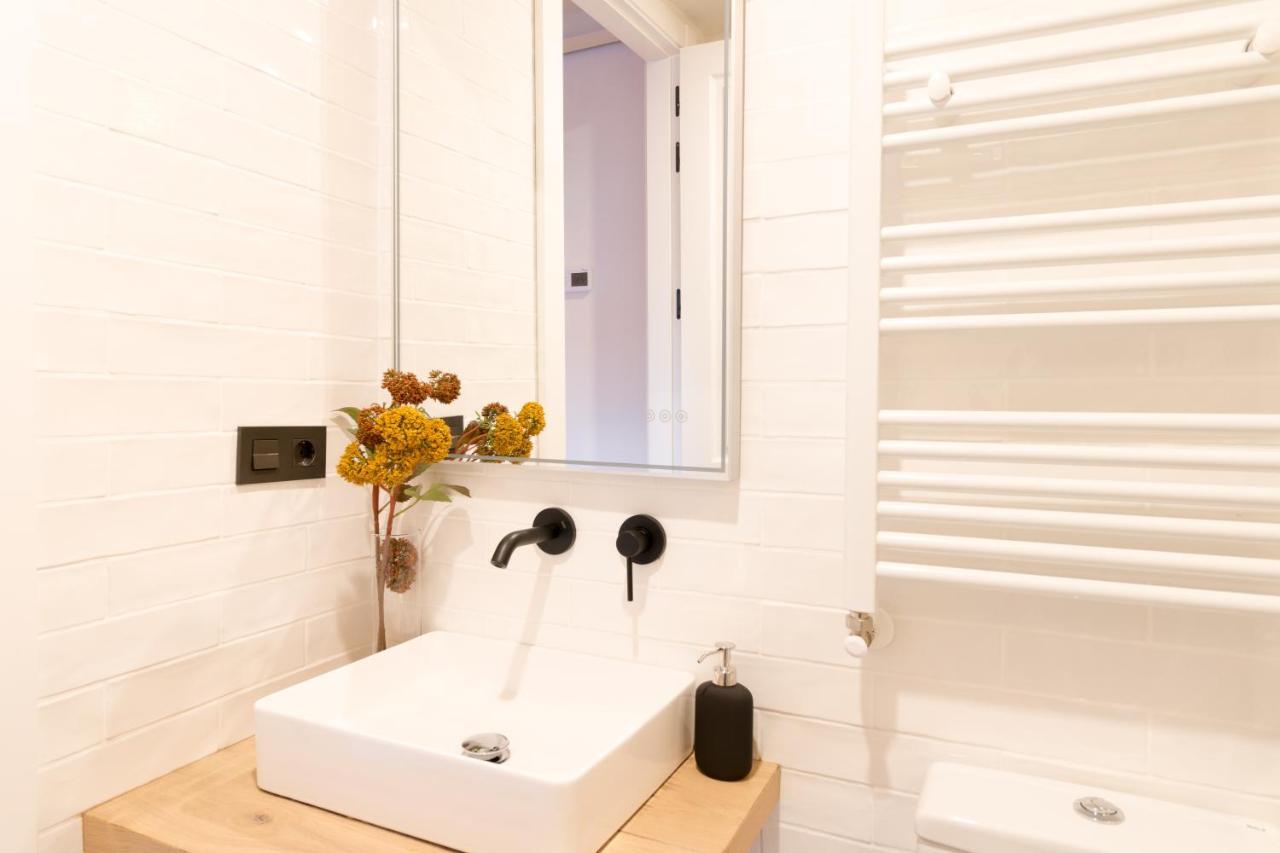 New Abando Ac By Staynnapartments Bilbao Dış mekan fotoğraf